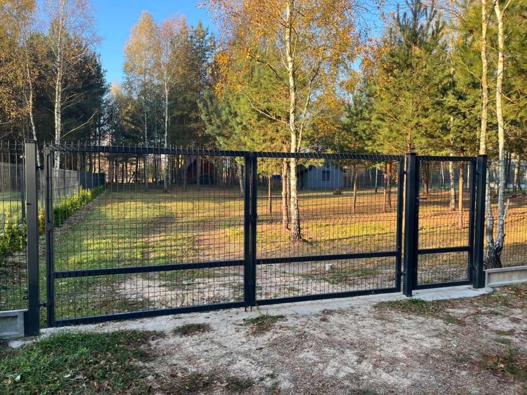 brama wjazdowa z furtką